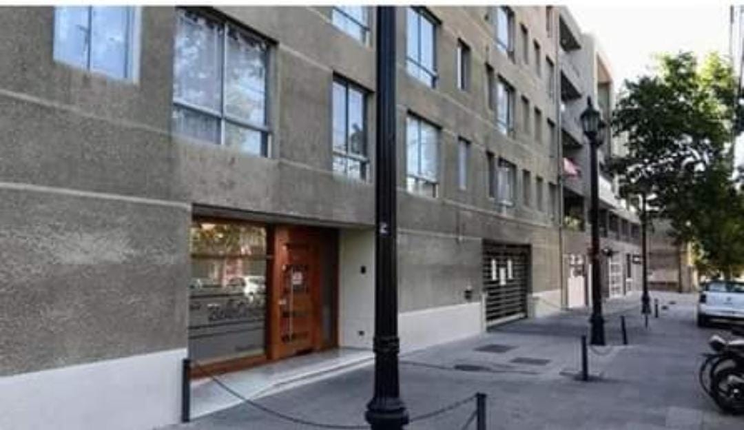 Vendo Departamento calle Arturo Prat / Santiago